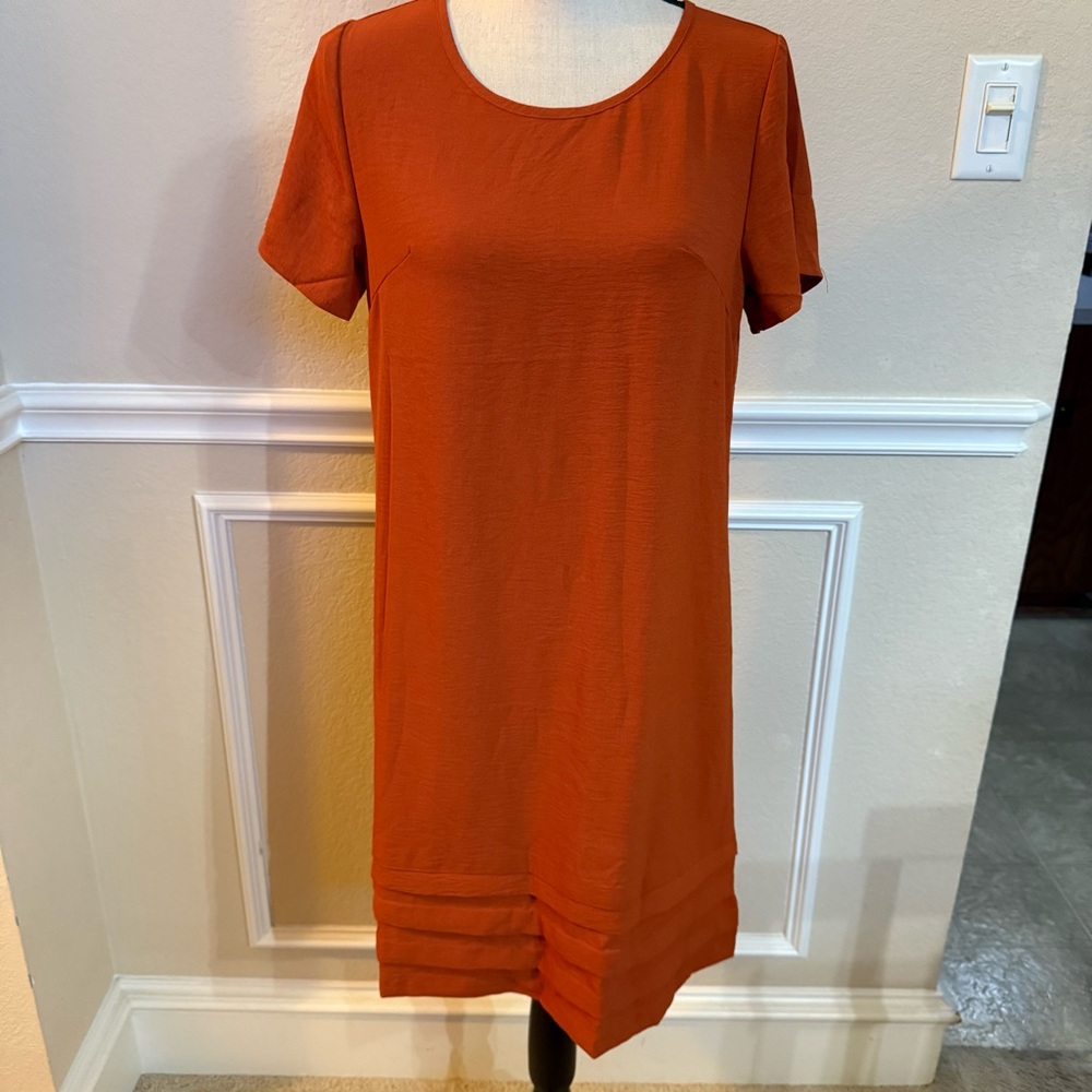 Chic Rust Short Sleeve Midi Dress